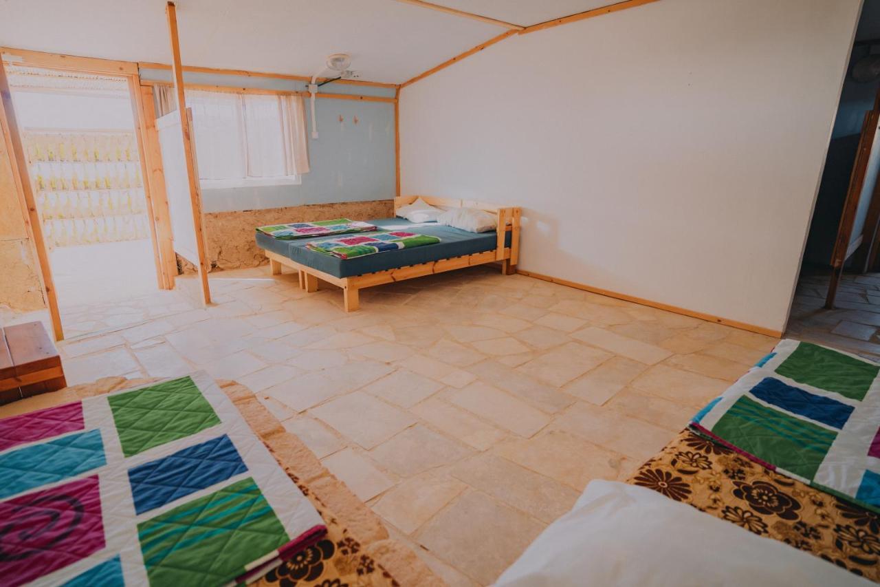 Desert Shade Camp חוות צל מדבר ميتزبي رامون المظهر الخارجي الصورة