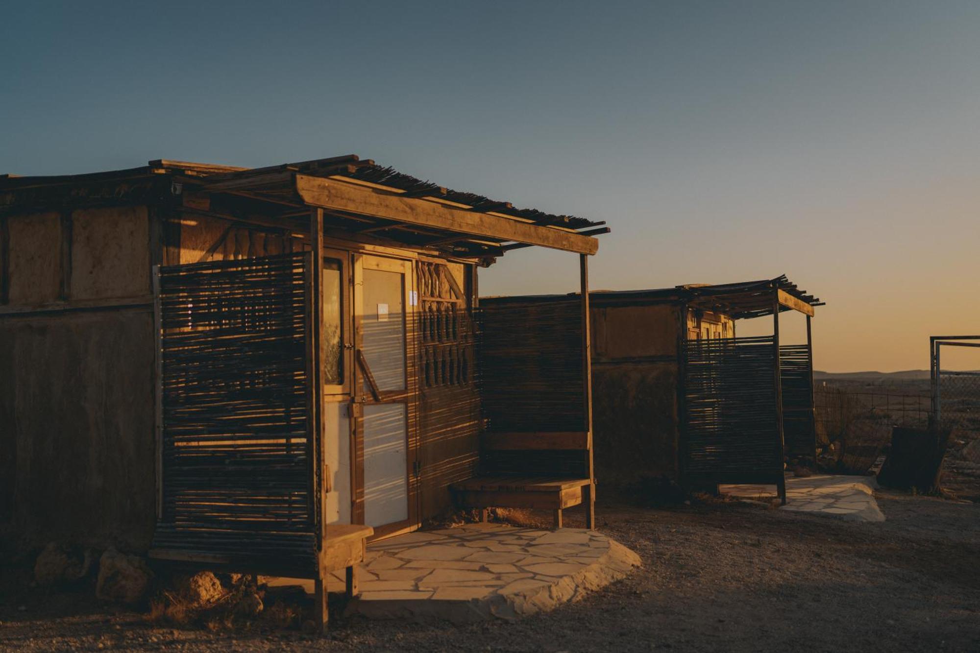 Desert Shade Camp חוות צל מדבר ميتزبي رامون المظهر الخارجي الصورة